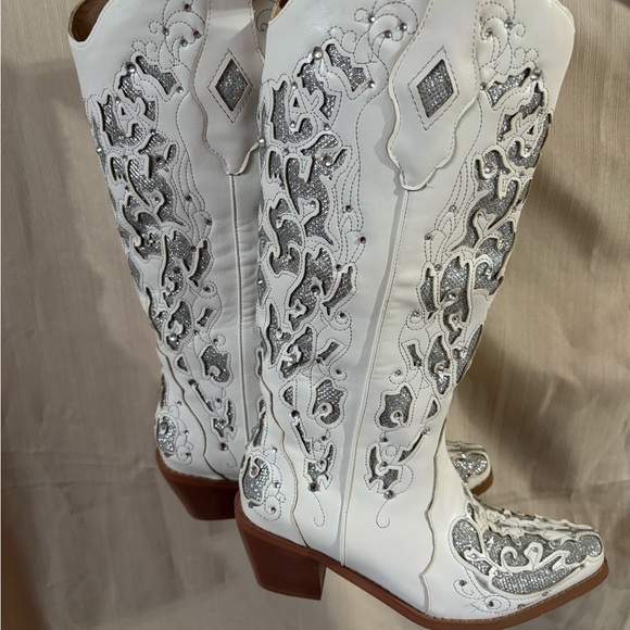 White & Silver Cowgirl Boots Rhinestone Sparkly Western Cowboy Boots Size 7.5 - Picture 7 of 13